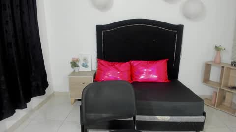 Snapshot of genesisbelza69 chatting on December 29, 2024, 1:24 am Genesis online show from December 29, 2024, 1:24 am