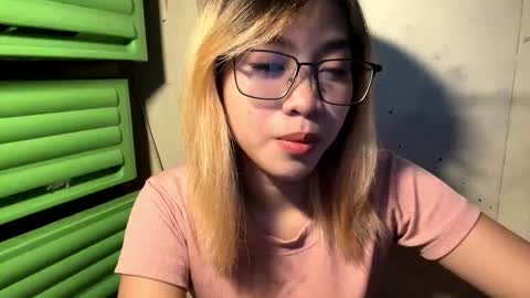 Snapshot of genesistresvant chatting on January 7, 2026, 5:21 am Yuki online show from January 7, 2026, 5:21 am