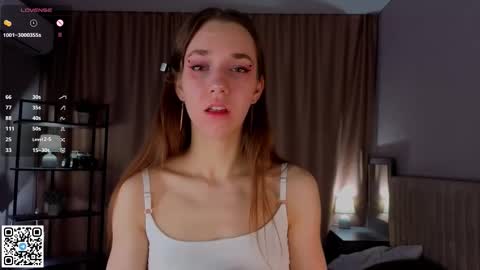 Amely  online show from November 26, 2025, 4:13 am