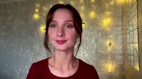 Riana online show from April 24, 2026, 11:12 am