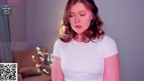 Emily online show from April 16, 2026, 9:50 pm