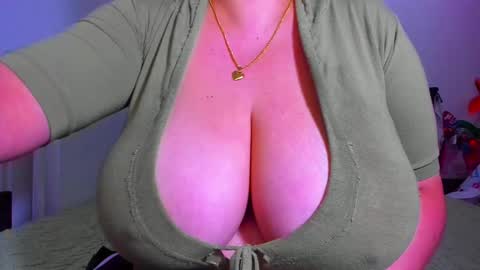 genifersweet online show from December 3, 2024, 11:44 am