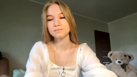 Snapshot of gennacastillion chatting on May 26, 2026, 9:27 am Casti online show from May 26, 2026, 9:27 am