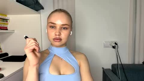 Sunny online show from April 22, 2026, 11:56 am