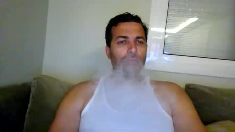 Snapshot of genteldevil chatting on November 3, 2025, 11:59 pm genteldevil online show from November 3, 2025, 11:59 pm