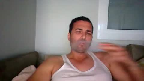 Snapshot of genteldevil chatting on November 27, 2025, 4:42 pm genteldevil online show from November 27, 2025, 4:42 pm