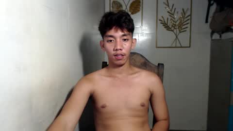 Rayl online show from November 2, 2025, 3:14 pm