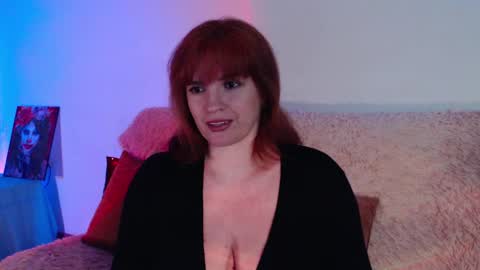 gentlemila online show from February 12, 2025, 11:51 pm
