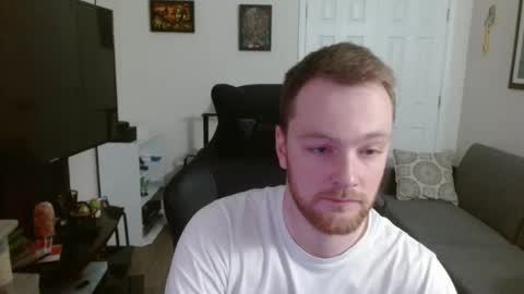 genuinedge online show from November 11, 2025, 11:27 pm