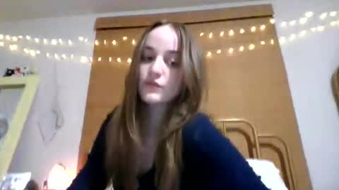 genzfucktoy online show from November 19, 2025, 2:55 am