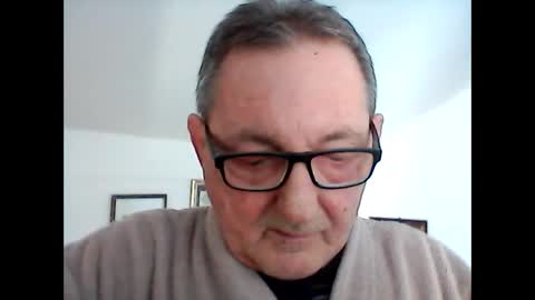 Snapshot of georg1412 chatting on February 8, 2025, 12:06 pm georg1412 online show from February 8, 2025, 12:06 pm