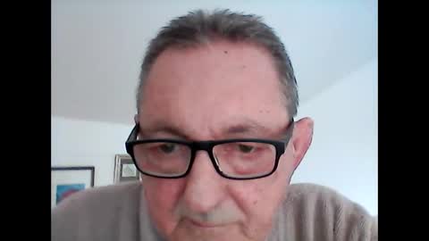 georg1412 online show from April 2, 2026, 9:40 am