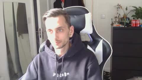 georgek0011 online show from March 31, 2026, 4:40 pm