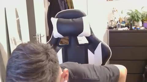 georgek0011 online show from April 7, 2026, 8:42 pm