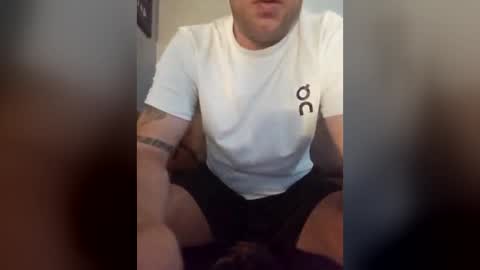 georgemac2405319818 online show from June 24, 2026, 3:33 pm