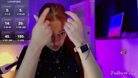 georgina_moschino online show from January 17, 2026, 1:21 am