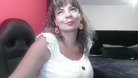 Georgina  online show from October 14, 2025, 4:24 am