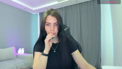 Snapshot of georginaroads chatting on February 27, 2025, 2:43 pm GeorginaRoads online show from February 27, 2025, 2:43 pm
