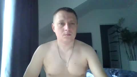 gerrylaylol online show from October 4, 2025, 9:07 am