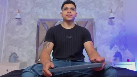im Gerson online show from October 4, 2025, 7:01 pm
