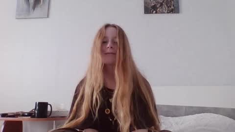 Snapshot of gertrudisturbe chatting on April 5, 2026, 3:26 am Kate online show from April 5, 2026, 3:26 am