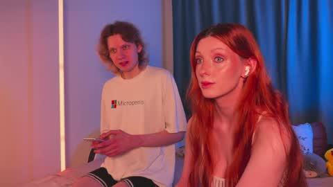 Snapshot of gethigh_ chatting on June 6, 2026, 8:35 pm Liz and Mark online show from June 6, 2026, 8:35 pm