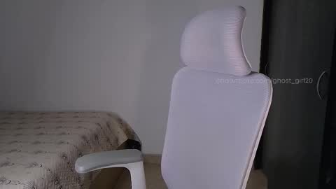 Snapshot of ghost_girl20 chatting on December 18, 2025, 2:39 am Im Jenn Next stream Monday - start -5 GMT online show from December 18, 2025, 2:39 am