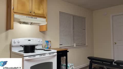 Snapshot of ghostdaddy9 chatting on February 20, 2026, 2:52 am big boy ghost face online show from February 20, 2026, 2:52 am