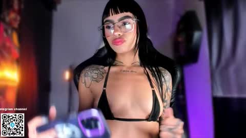 Sara online show from December 17, 2025, 5:30 pm