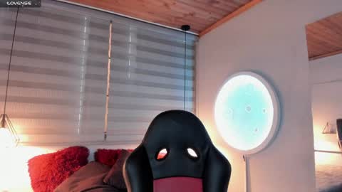 Allison  online show from March 31, 2026, 1:00 pm