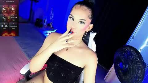 Gia Ferrara online show from May 19, 2026, 2:29 am