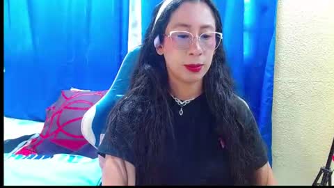 Snapshot of gia_leinn chatting on June 29, 2026, 9:04 pm Gia online show from June 29, 2026, 9:04 pm