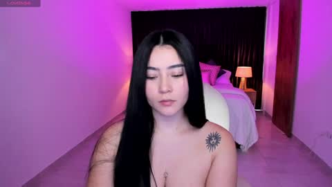 Snapshot of gia_lowry chatting on January 4, 2025, 5:47 pm Gia lowry online show from January 4, 2025, 5:47 pm