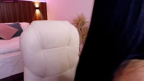 Snapshot of gia_lowry chatting on January 29, 2025, 3:12 am Gia lowry online show from January 29, 2025, 3:12 am