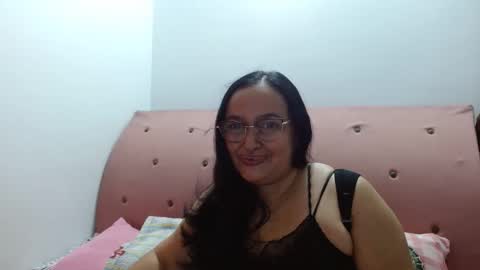 nahomi online show from February 23, 2025, 10:53 pm