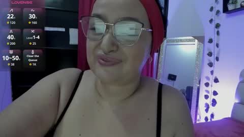 nahomi online show from October 3, 2025, 10:29 pm