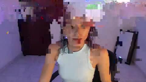 Snapshot of gia_white01 chatting on December 17, 2025, 7:14 am GIA WHITE Independet online show from December 17, 2025, 7:14 am