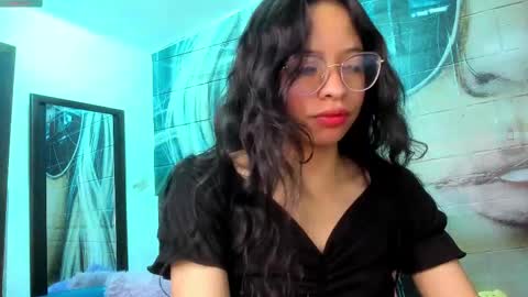 giaa rossi online show from September 28, 2025, 1:05 pm