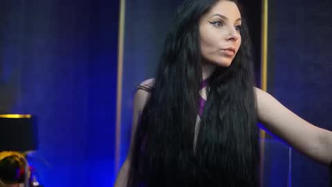  Gia  online show from March 29, 2026, 7:14 pm