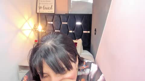 G I A  FOX online show from November 10, 2025, 8:52 pm