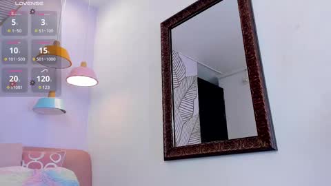 Gia  online show from February 12, 2025, 9:11 pm