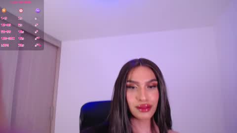 Snapshot of giamint chatting on July 2, 2026, 3:23 am Gia Mint online show from July 2, 2026, 3:23 am