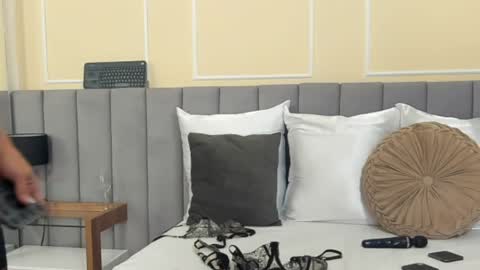 giannanoir online show from May 23, 2026, 12:49 am