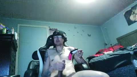 giantdick4u1991 online show from May 27, 2026, 11:02 pm
