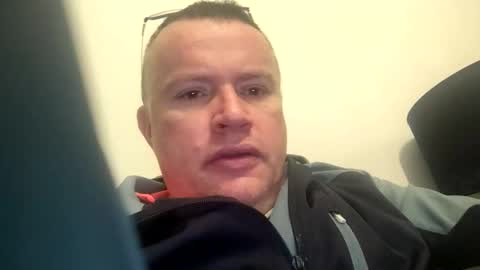 giddyup2222222 online show from December 18, 2025, 10:32 am