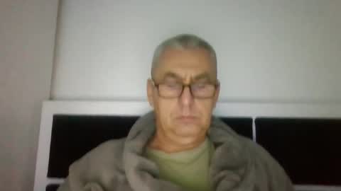 gigi1970 online show from October 18, 2025, 12:39 pm