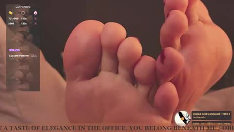 Snapshot of gigifontaine_ chatting on October 8, 2025, 8:45 am Gigi independet model P online show from October 8, 2025, 8:45 am