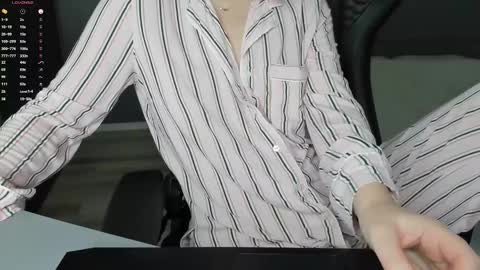 gigihadd online show from January 11, 2026, 7:30 pm