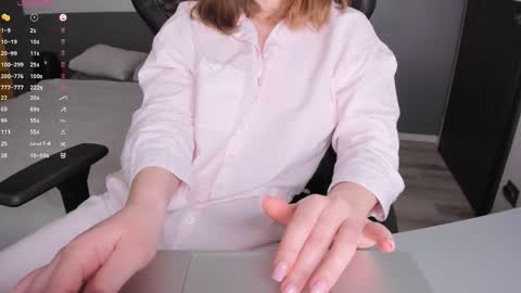 Snapshot of gigihadd chatting on April 25, 2026, 1:41 pm gigihadd online show from April 25, 2026, 1:41 pm