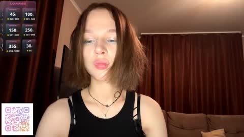 Molly online show from November 19, 2025, 7:36 pm